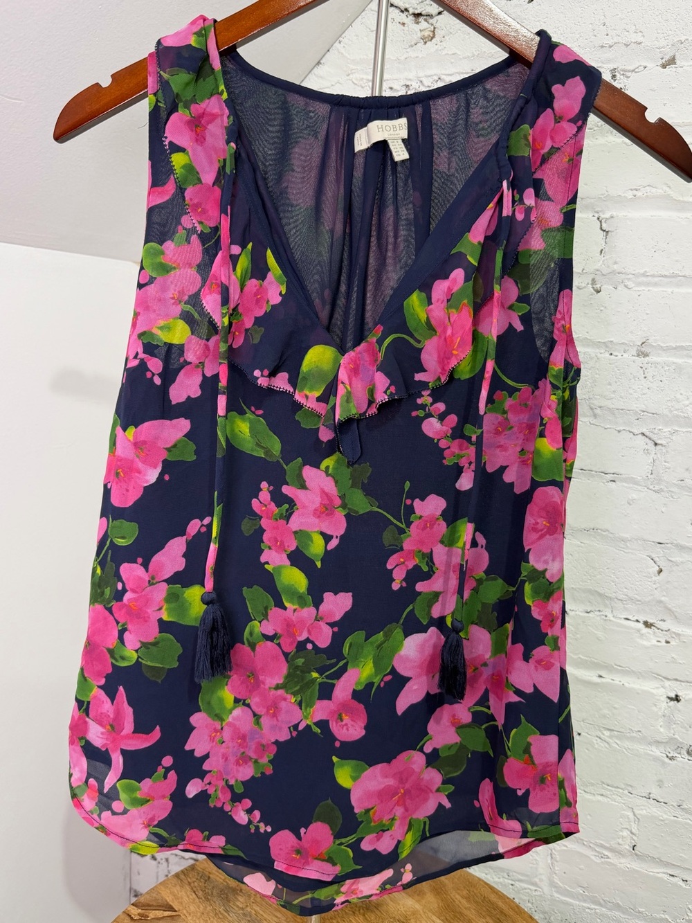 Hobbs London Floral Sleeveless Blouse Navy Pink Ruffle Tassel Top Size US 4